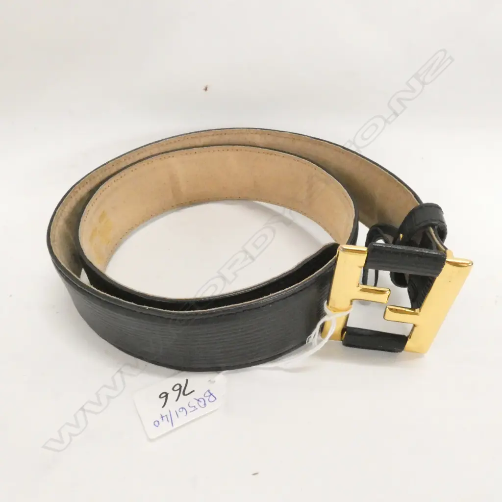 FENDI BLACK LEATHER BELT SIZE 32 Image 1++