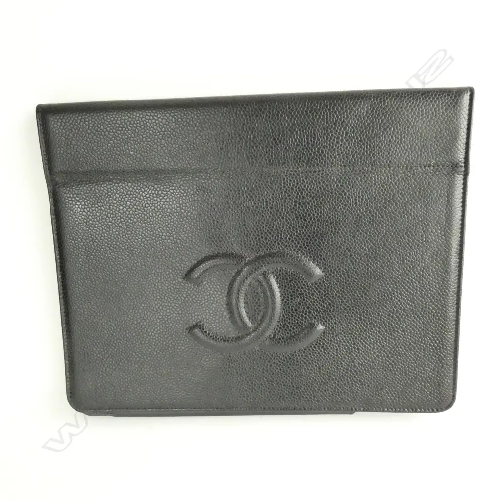 CHANEL LEATHER IPAD HOLDER L. 245MM Image 1++