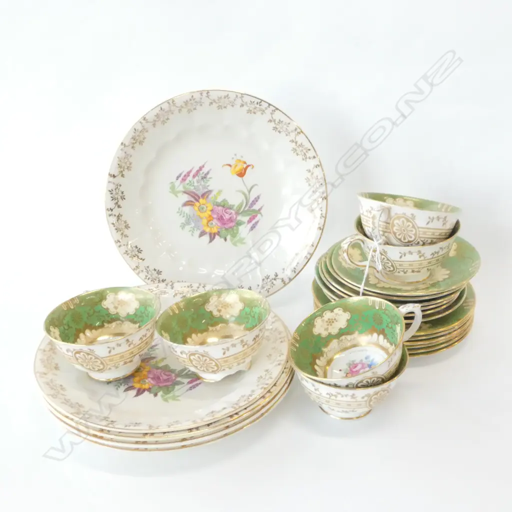 6 CROWN STAFFORDSHIRE TRIOS 2 CUPS AF + 5 IRONSTONE PLATES  Image 1++