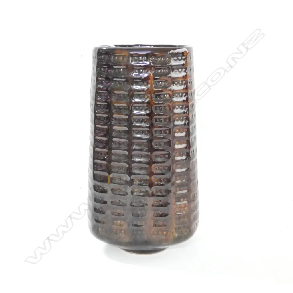 CROWN LYNN ORZEL METROLPOLITAN VASE #110? H. 240MM Image 1++