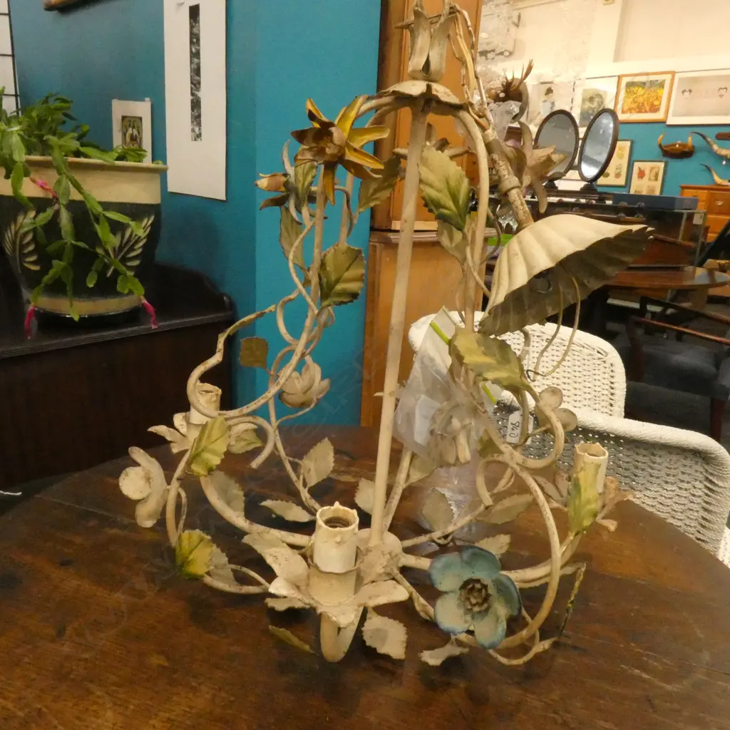 8 ARM FLORAL METAL CHANDELIER H. 460MM Image 1++