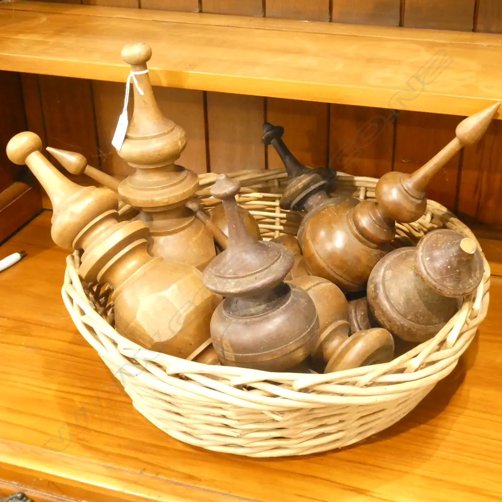 BASKET OF 8 TURNED WOODEN FINIALS  Image 1++