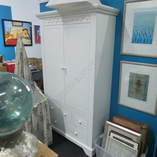 CONTEMPORARY WHITE WARDROBE H. 1975MM W. 1150MM