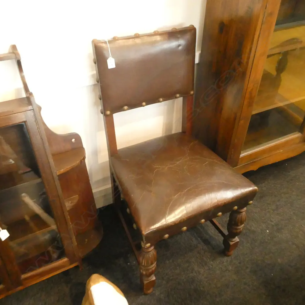 LEATHER AND OAK CHAIR H. 890MM Image 1++