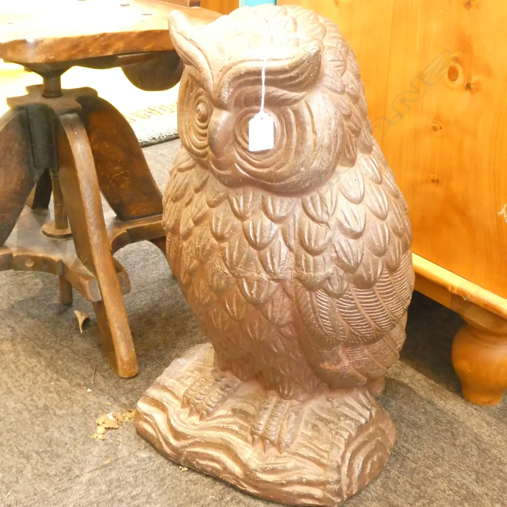 LGE STONEWARE OWL Image 1++
