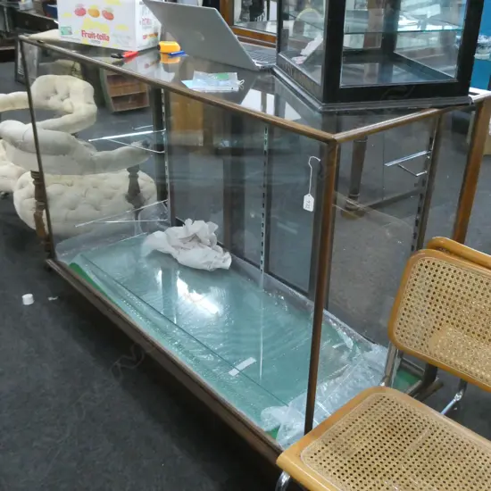 ANTIQUE MAHOGANY SHOP COUNTER/DISPLAY CABINET MIRROR BACK