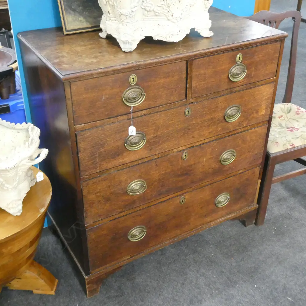 GEORGIAN OAK FLAT FRONT CHEST OF DRAWERS W 930 MM Image 1++