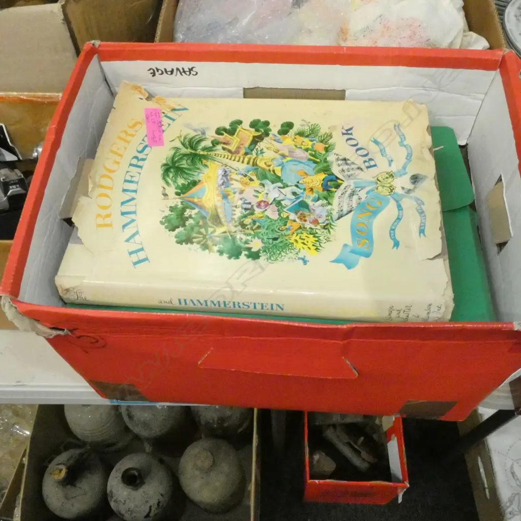 BOX LOT ASST. VINTAGE SHEET MUSIC  Image 1++