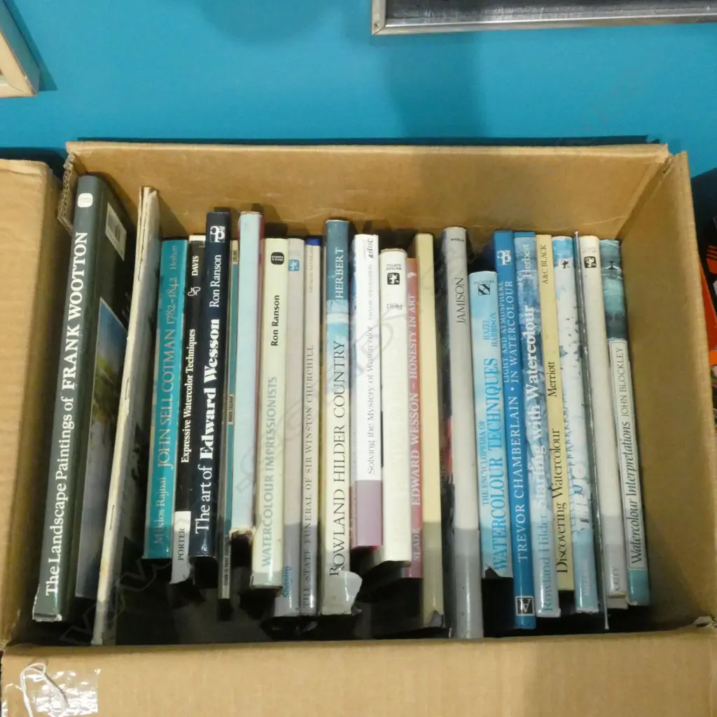 BOX LOT BOOKS ART INTEREST  Image 1++