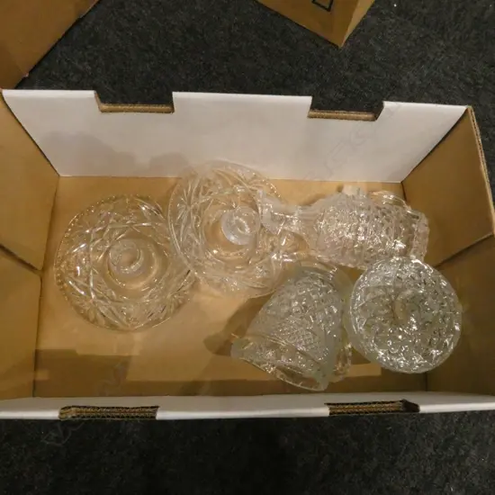 SMALL BOX GOOD QUALITY CUT GLASS 