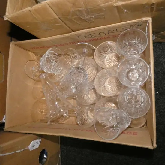 BOX LOT GLASSWARE