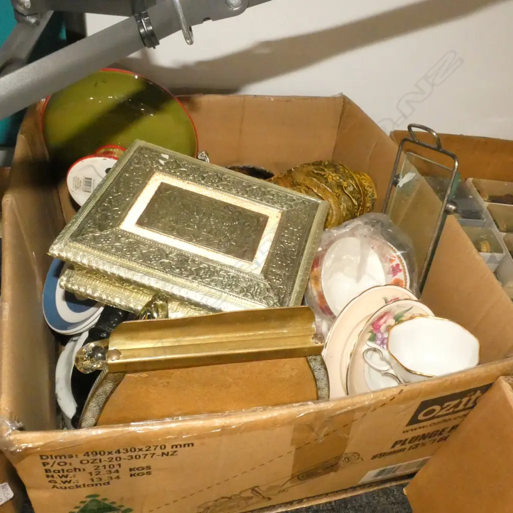 LOT ASST CHINA ETC Image 1++