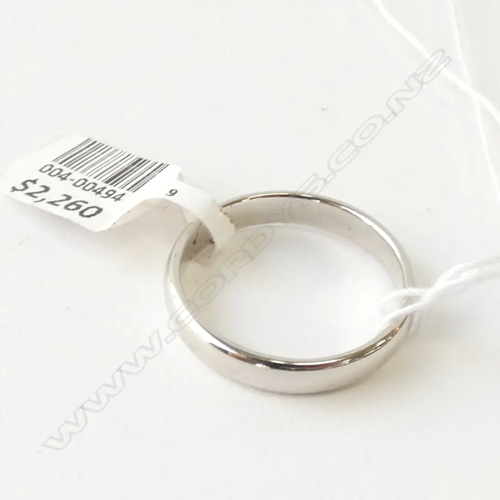 PLATINUM BAND 5.45gm Image 1++
