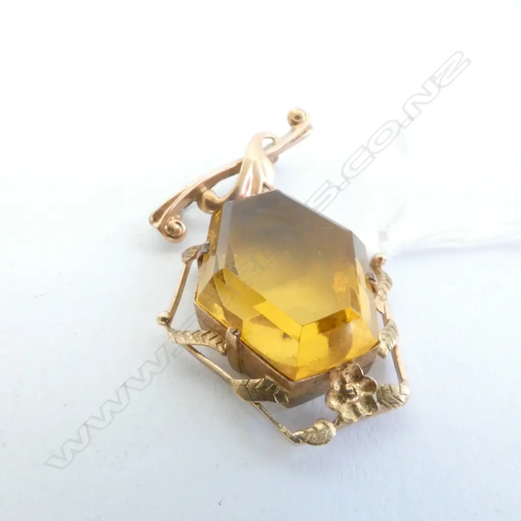 BROOCH PENDANT, YELLOW STONE, SET IN 9ct GOLD Image 1++