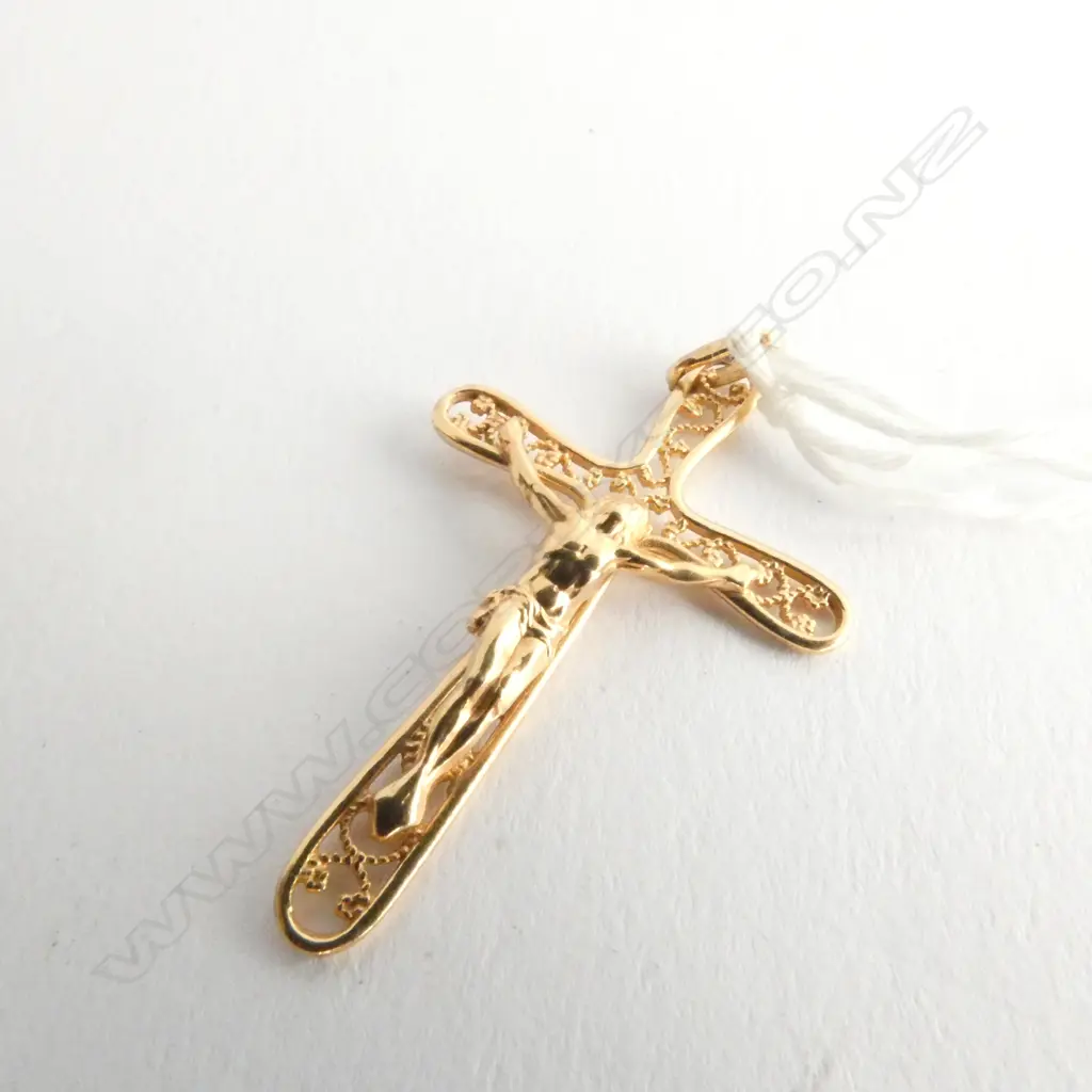 CRUCIFIX CROSS, SET IN 9ct GOLD Image 1++