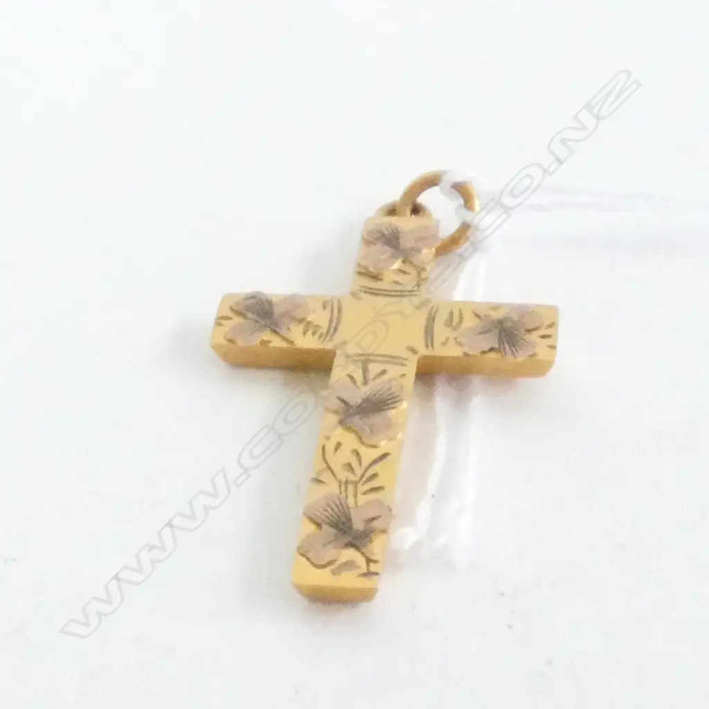 CROSS PENDANT 9CT GOLD, 30mm Image 1++