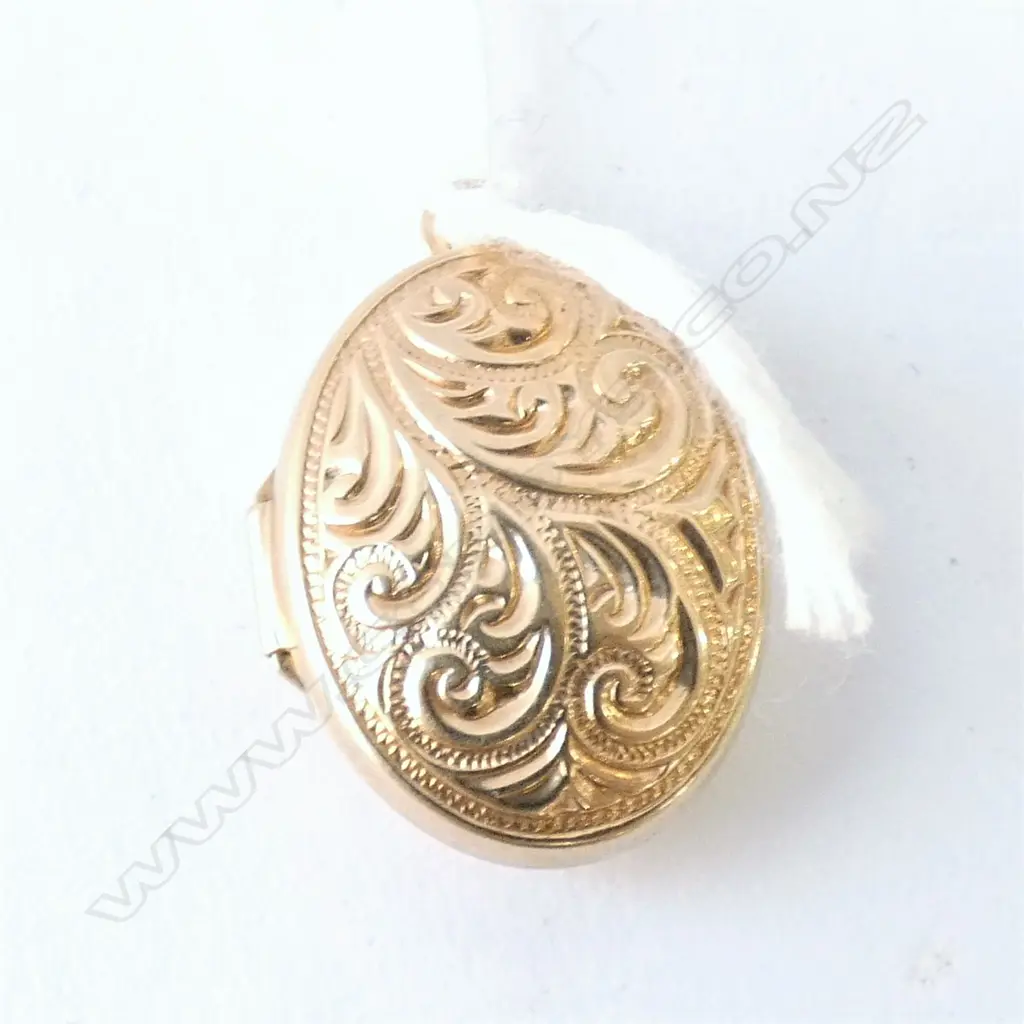 LOCKET, STAMPED .375 (9ct) 2.2 GRAMS Image 1++