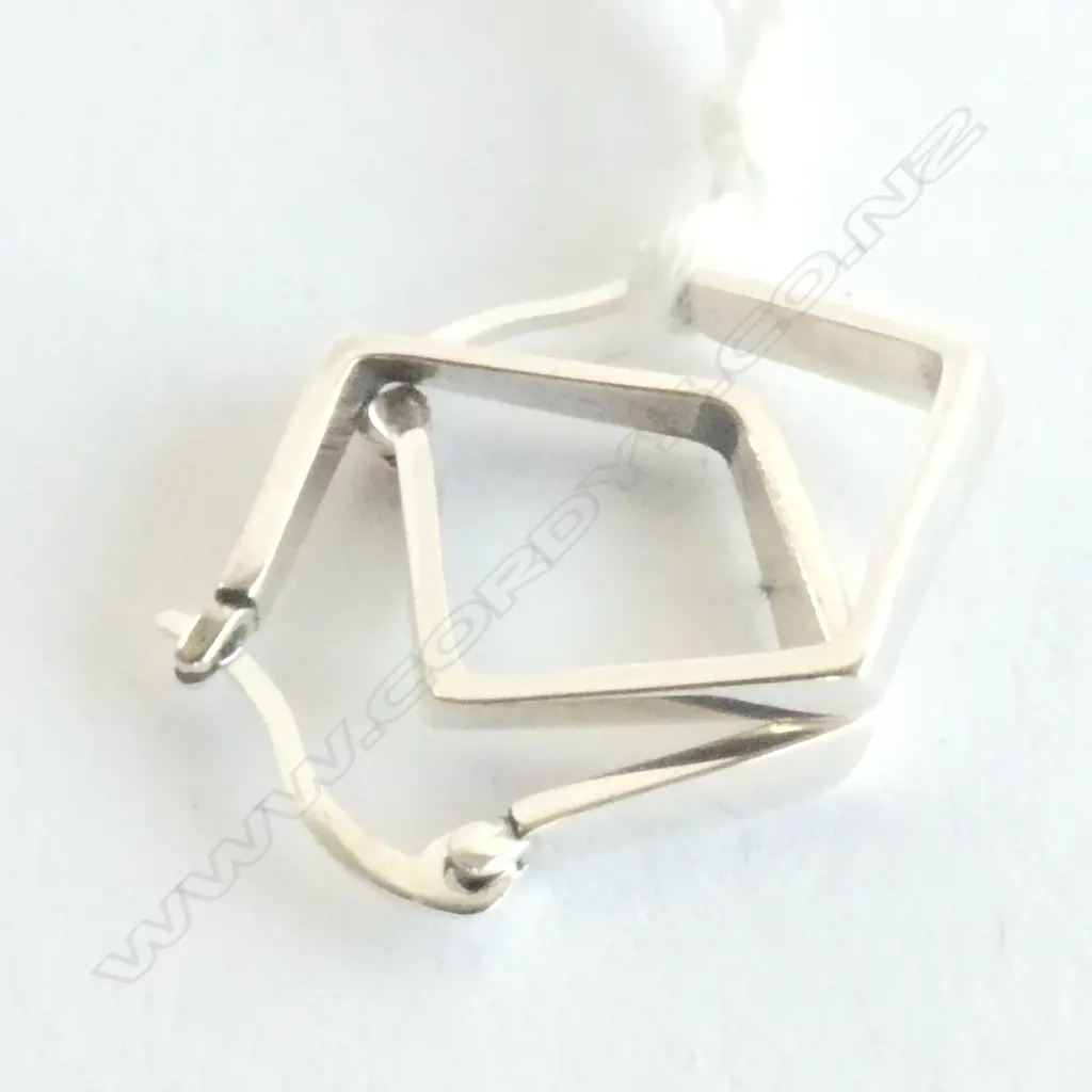 SILVER ANGULAR HOOP EARRINGS 2.5gms Image 1++