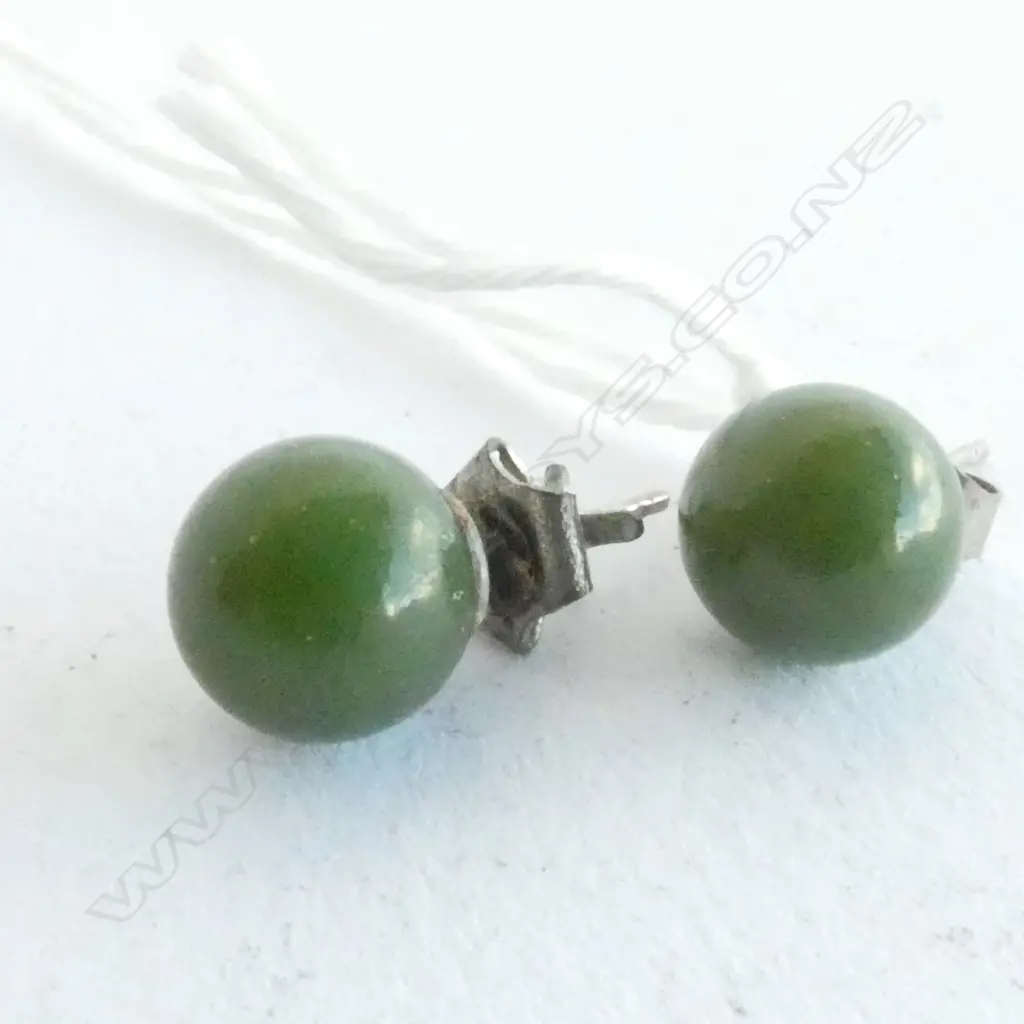 VINTAGE STERLING SILVER EARRINGS, JADE Image 1++