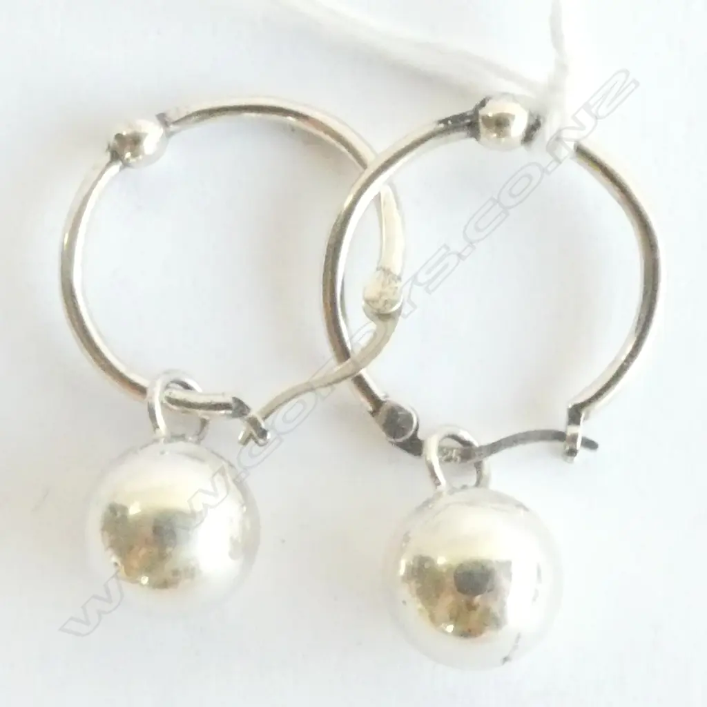 SILVER HOOP WITH CIRCULAR DROP EARRINGS 5.8gms Image 1++