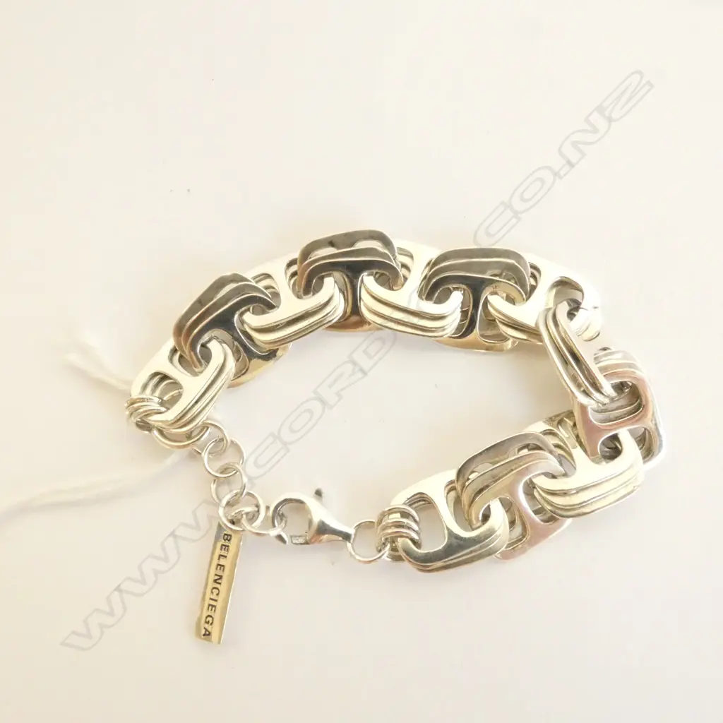 SILVER FLAT DBLE CAPSTAN LINK RETRO BRACELET 29gms Image 1++