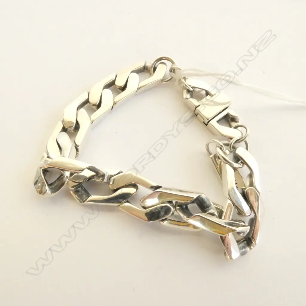 SILVER FLAT CURB BRACELET 31gms Image 1++