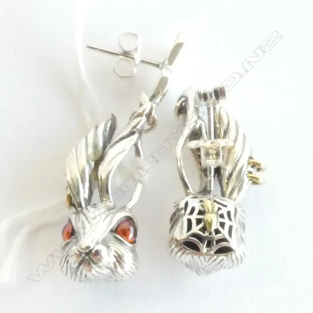 SILVER RABBIT DROP EARRINGS 9.5gms Image 1++