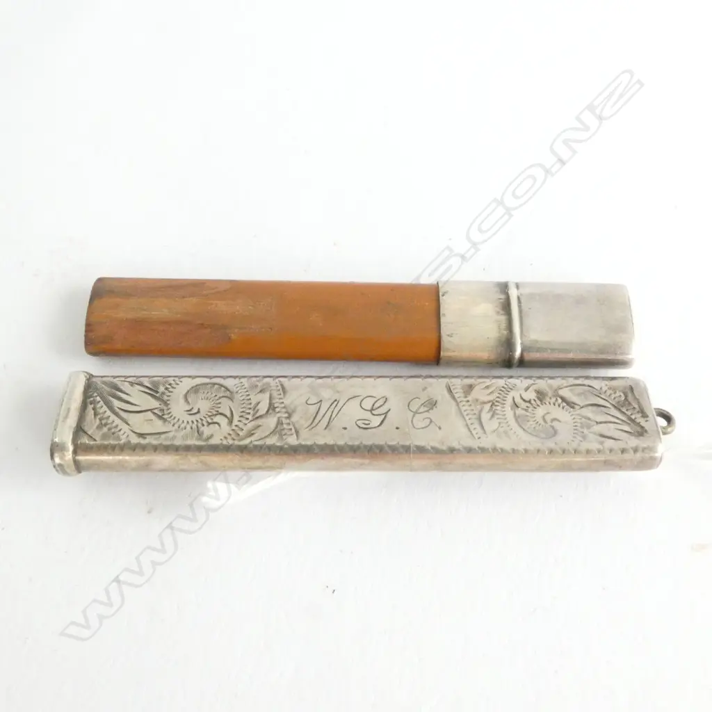 PURSE PENCIL IN STERLING SILVER, HAS ORIGINAL PENCIL INSIDE, CHESTER 1913 (?) Image 1++