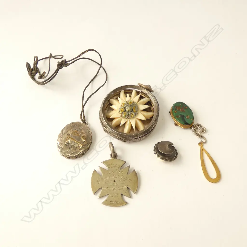ASST. VICTORIAN JEWELLERY ETC  Image 1++