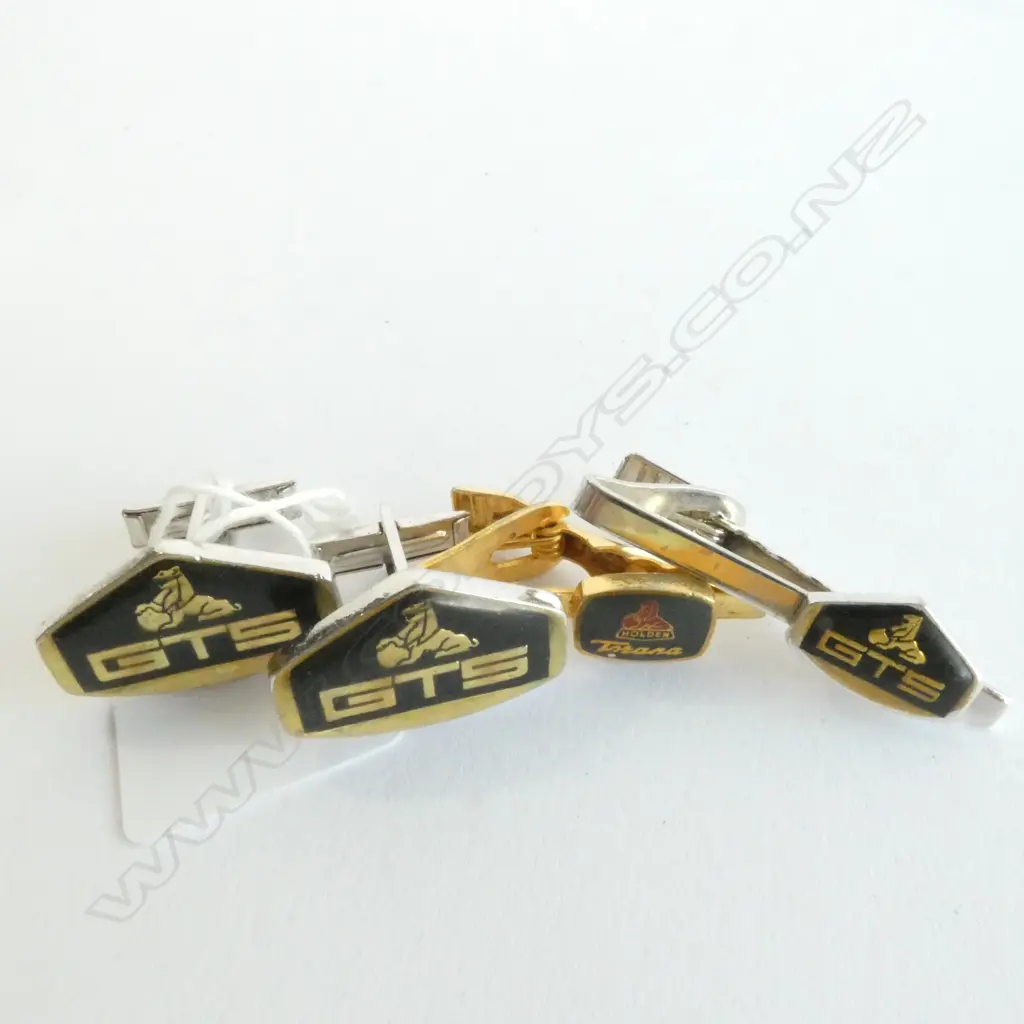 CAR MEMORABILIA, GTS AND HOLDEN TORANA TIECLIP, GTS CUFFLINKS Image 1++