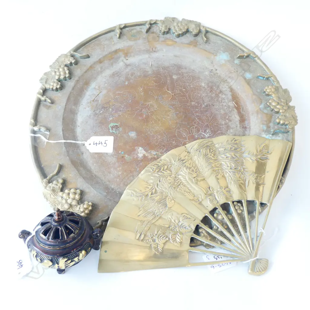 BRASS PLATE (DIA. 360MM) FAN (285MM)  & INCENSE BURNER H. 85MM Image 1++
