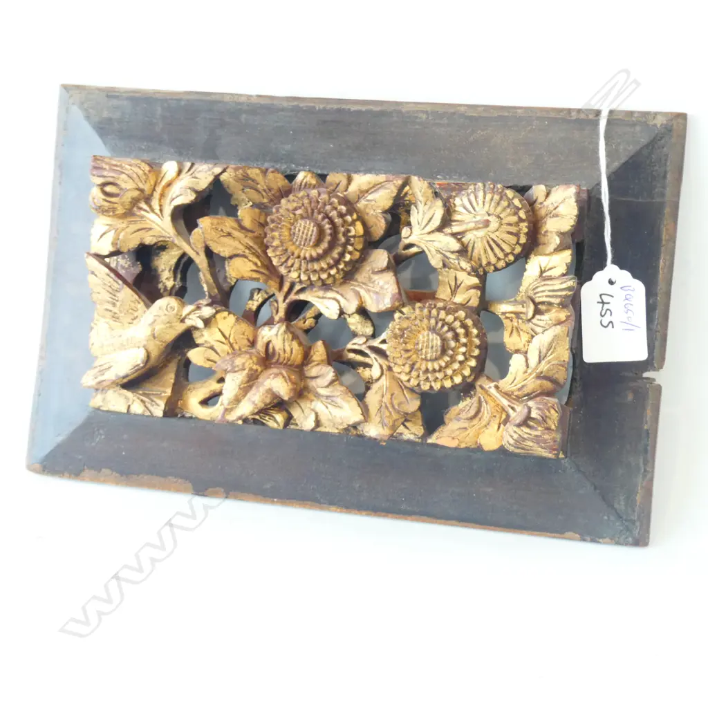 SMALL CHINESE GILT WOODEN PANEL L250 MM Image 1++