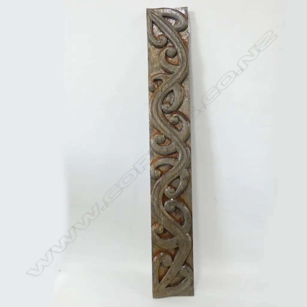 CARVED WOODEN MAORI PLANK L. 1340MM Image 1++