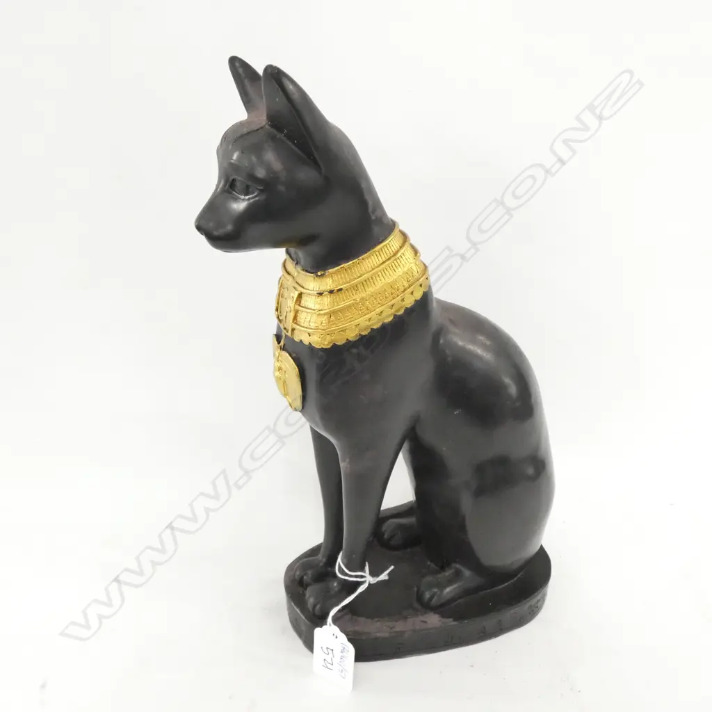 RESIN FIGURE OF A EGYPTIAN CAT H 280 MM Image 1++