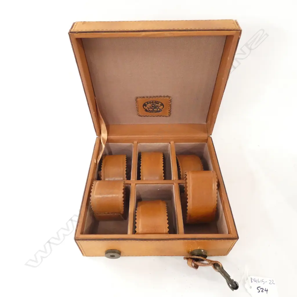 FOSSIL BRANDED LEATHER WATCH COLLECTORS CASE, 6 SLOTS Image 1++