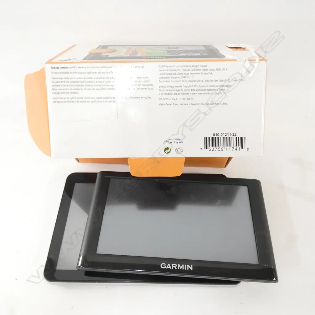 2 GARMIN GPS UNITS , 1 OLD, 1 NEW WORKING Image 1++