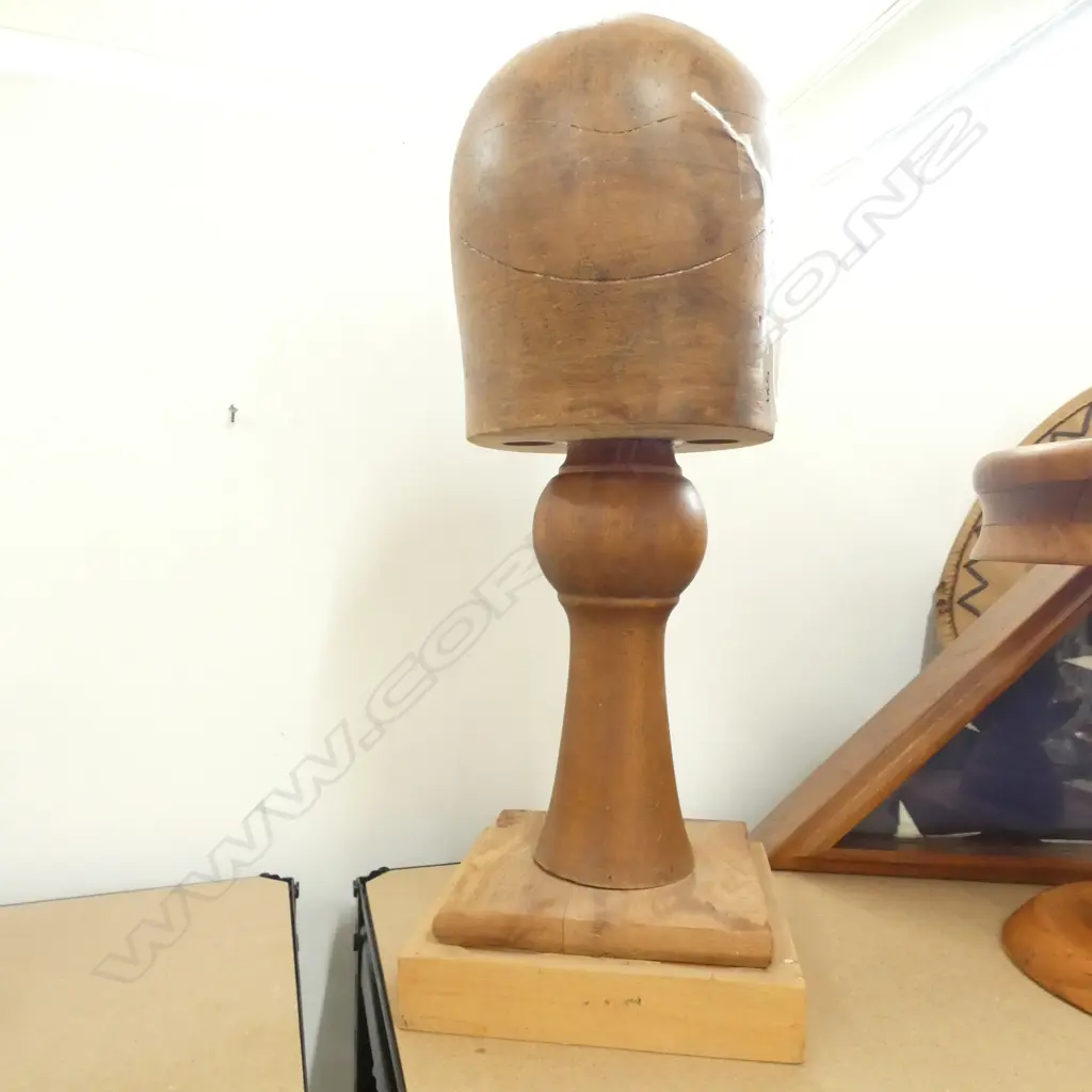 WOODEN HAT BLOCK  Image 1++