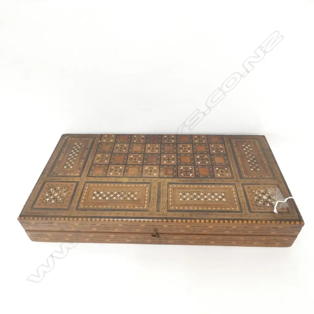 SYRIAN INLAID BACKGAMMON CASE WITH FRAME L 490 MM Image 1++