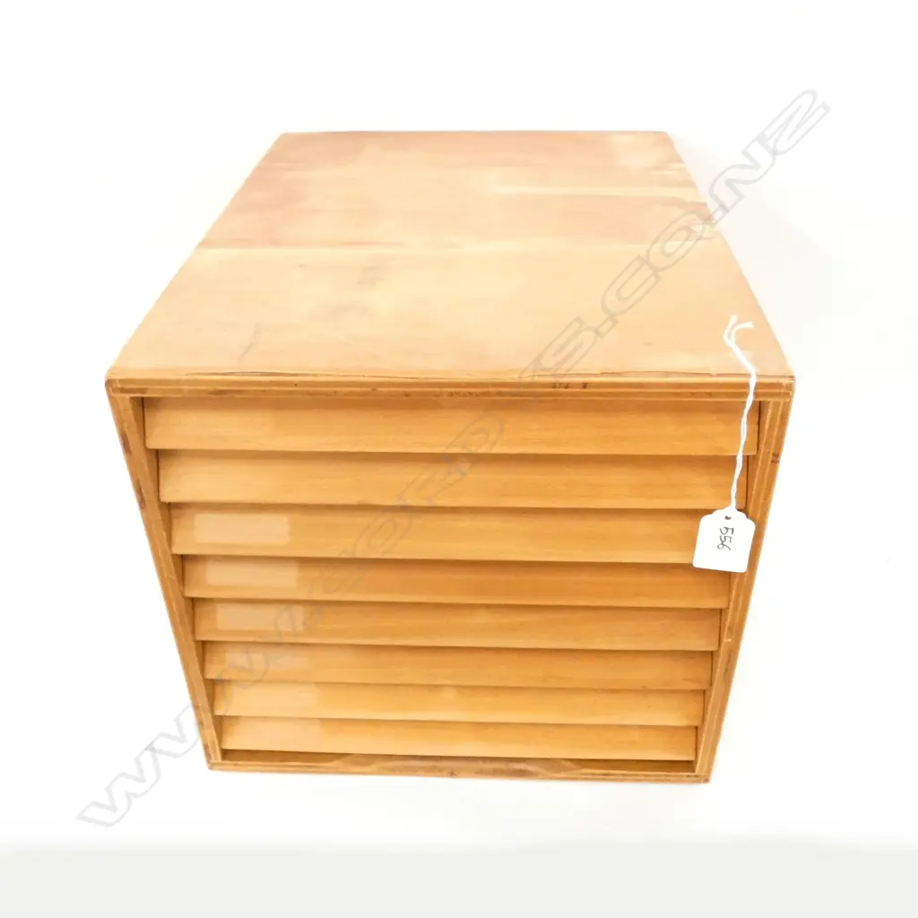 OAK COLLECTORS CABINET  Image 1++