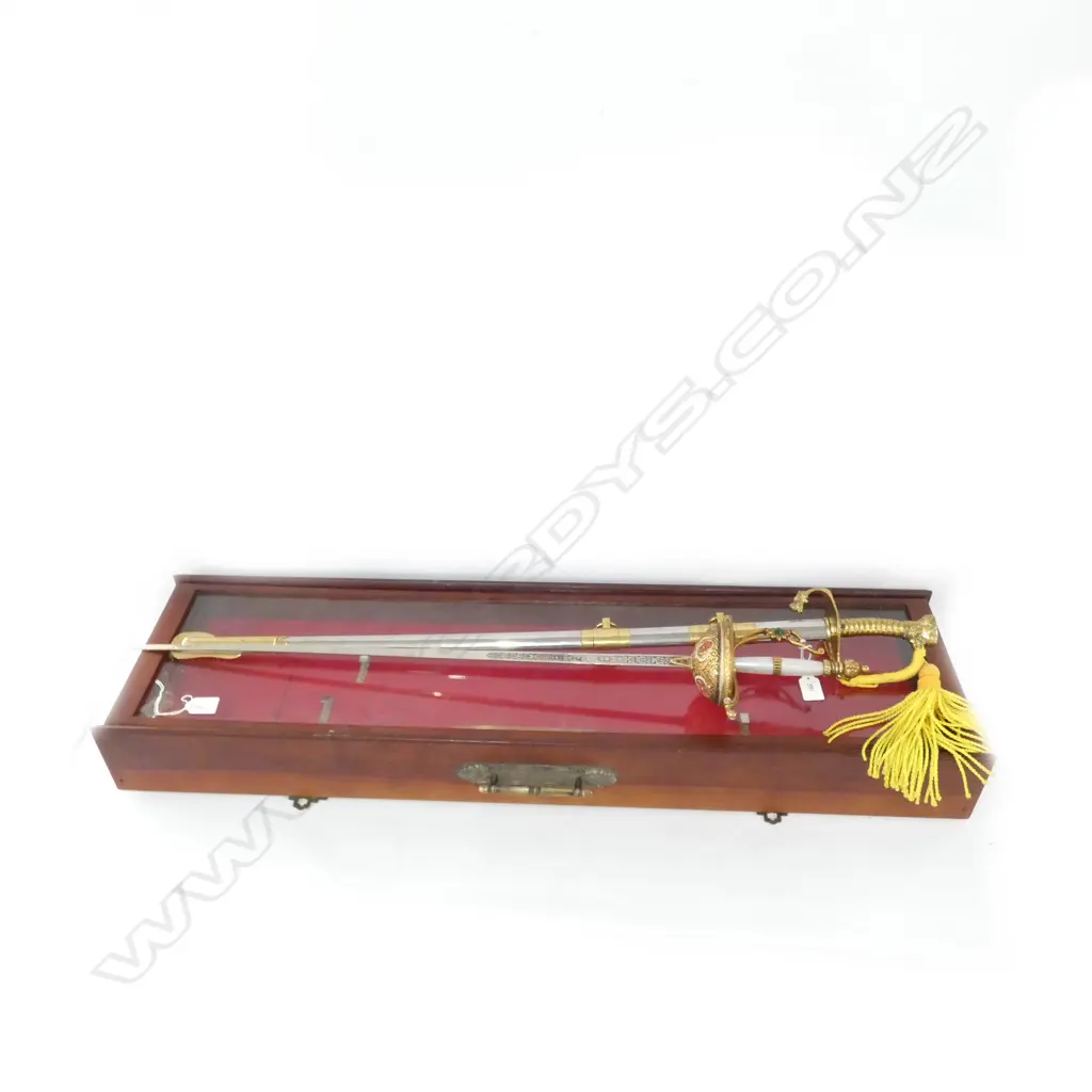 2 REPLICA SWORDS WITH CASE L 1000 MM Image 1++