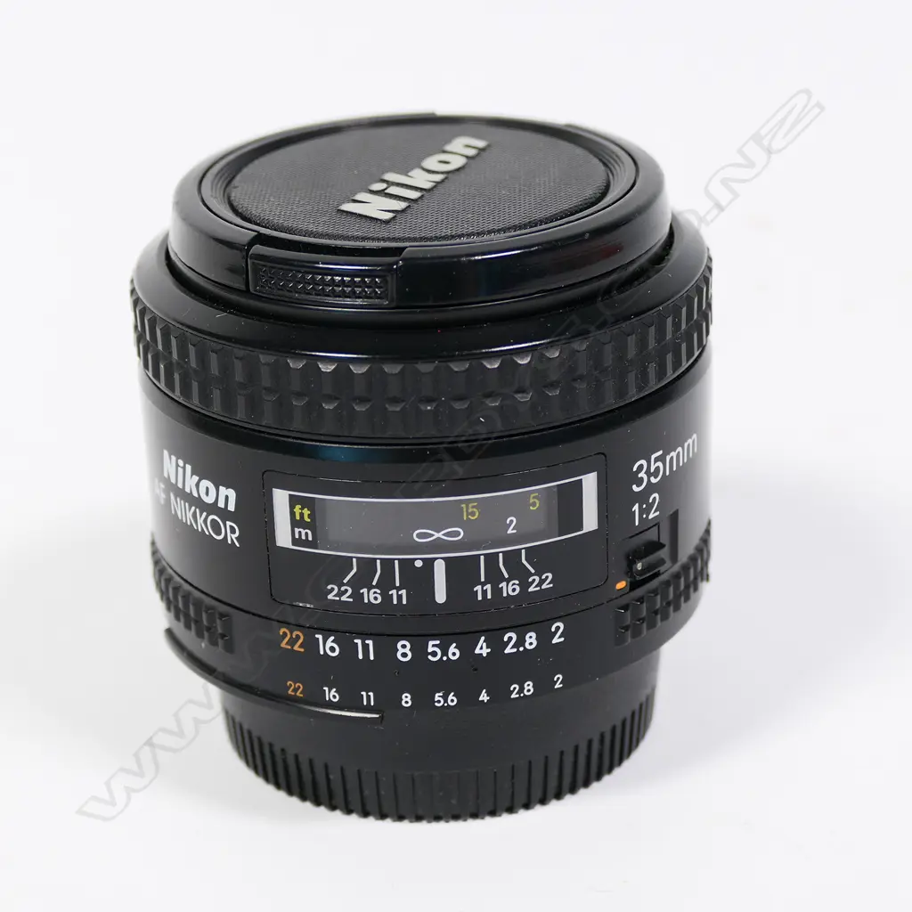 NIKON AF 35MM F2 SLR CAMERA LENS, WITH FRONT & BACK CAPS Image 1++
