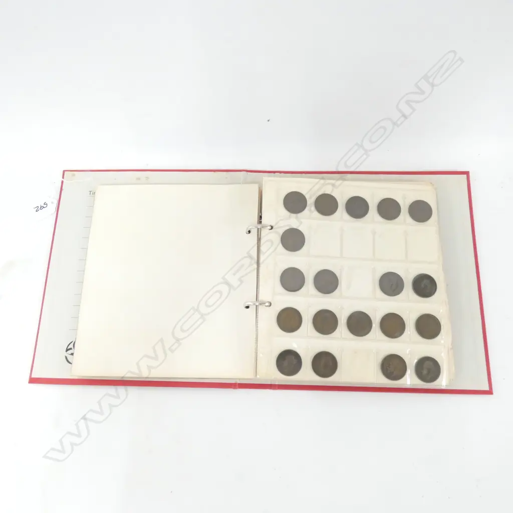 ALBUM OF OLD COINS  Image 1++
