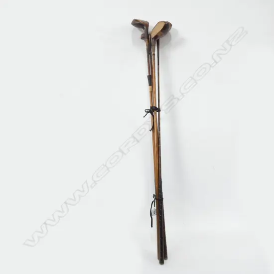 FOUR ANTIQUE GOLF CLUBS INCL. 2 BY ROBERT FORGAN OF ST ANDREWS WITH PRINCE OF WALES CROWN