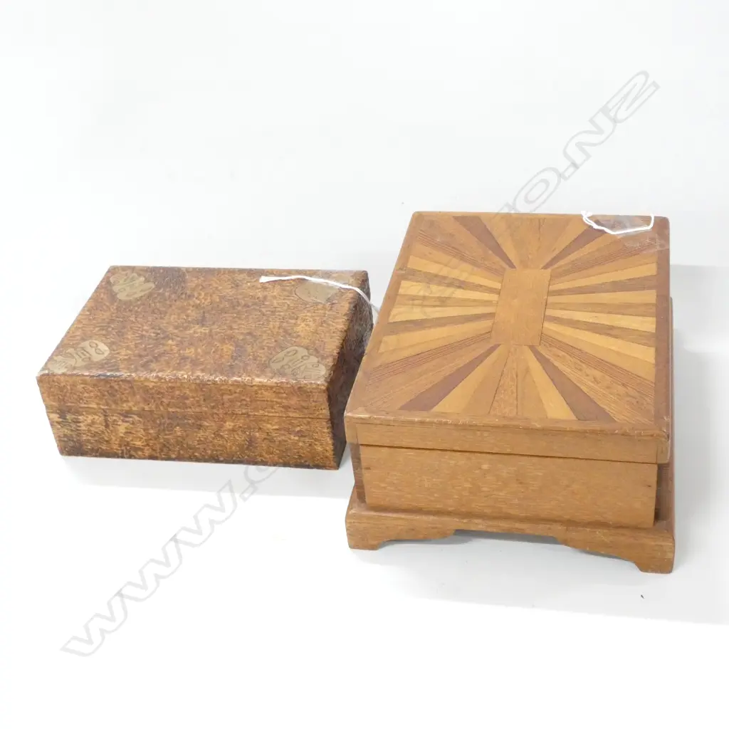 2 WOODEN BOXES; 1 TOOLED MAORI DESIGN L. 190MM Image 1++