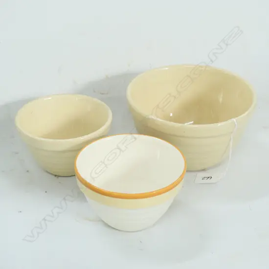 THREE CROWN LYNN BEEHIVE BOWLS; 2 SMALL, 1 MED.