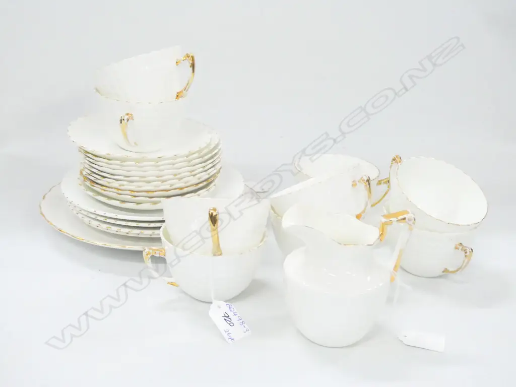WHITE & GOLD RADFORDIAN VICTORIAN PART TEA SET - 26 PCS C1900 Image 1++