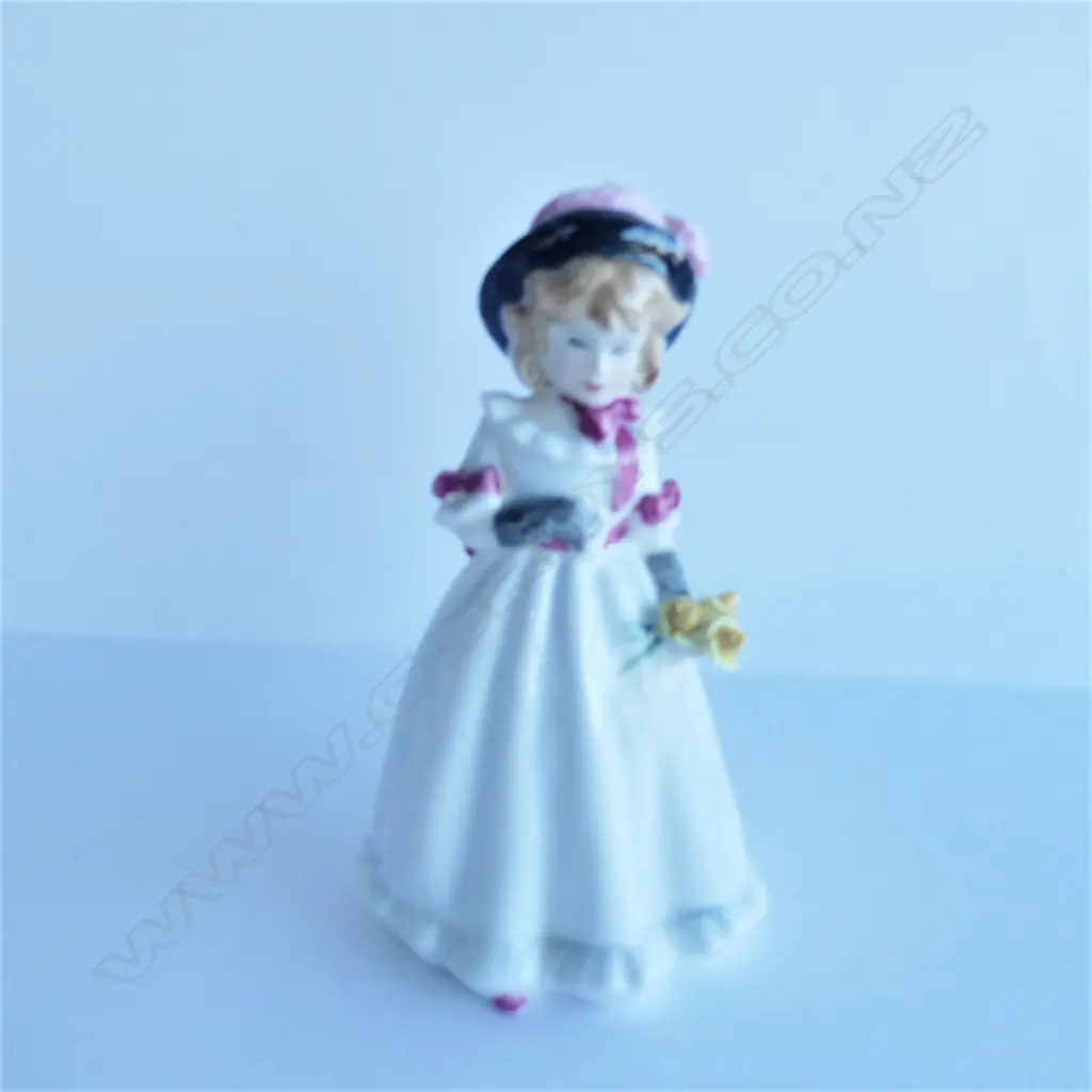 ROYAL DOULTON FIGURINE 'SHARON' HN3047 H. 145MM Image 1++