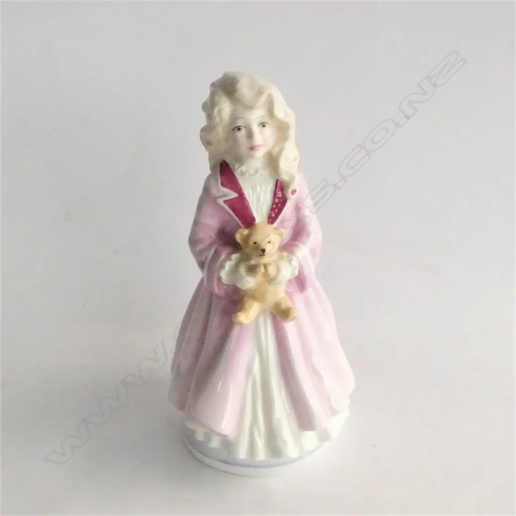 ROYAL DOULTON LTD EDITION FIGURINE ' FAITH' HN3082 H. 215MM Image 1++