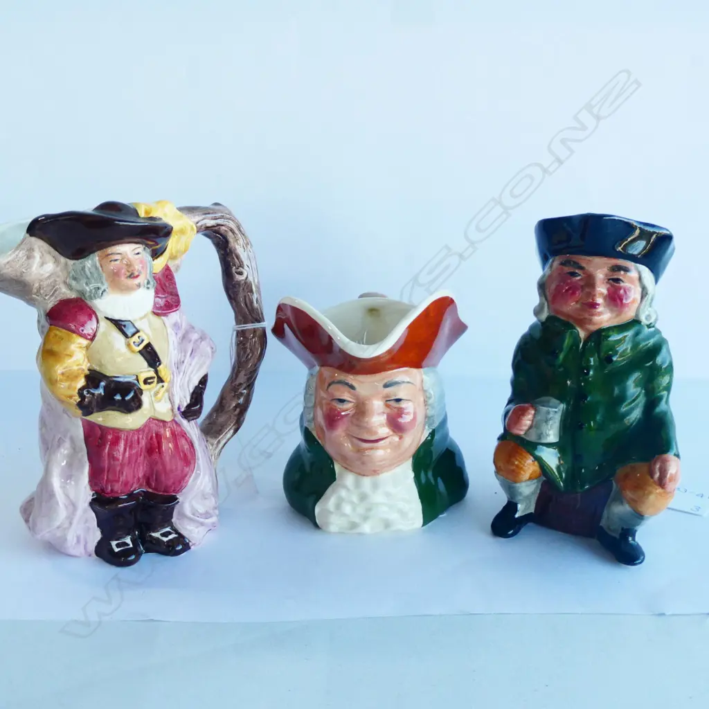 THREE CHARACTER JUGS INCL MUSKETEER & SQUIRE. LARGEST H. 145MM Image 1++