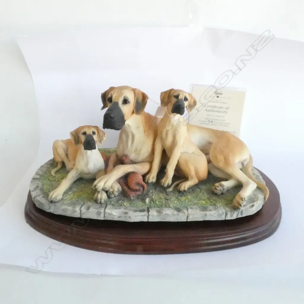BORDER FINE ARTS RESIN SCULPTUER 'GREAT DANE & PUPS' LIMITED ED 318/950, w AUTHENTICITY CERT. W.350mm Image 1++